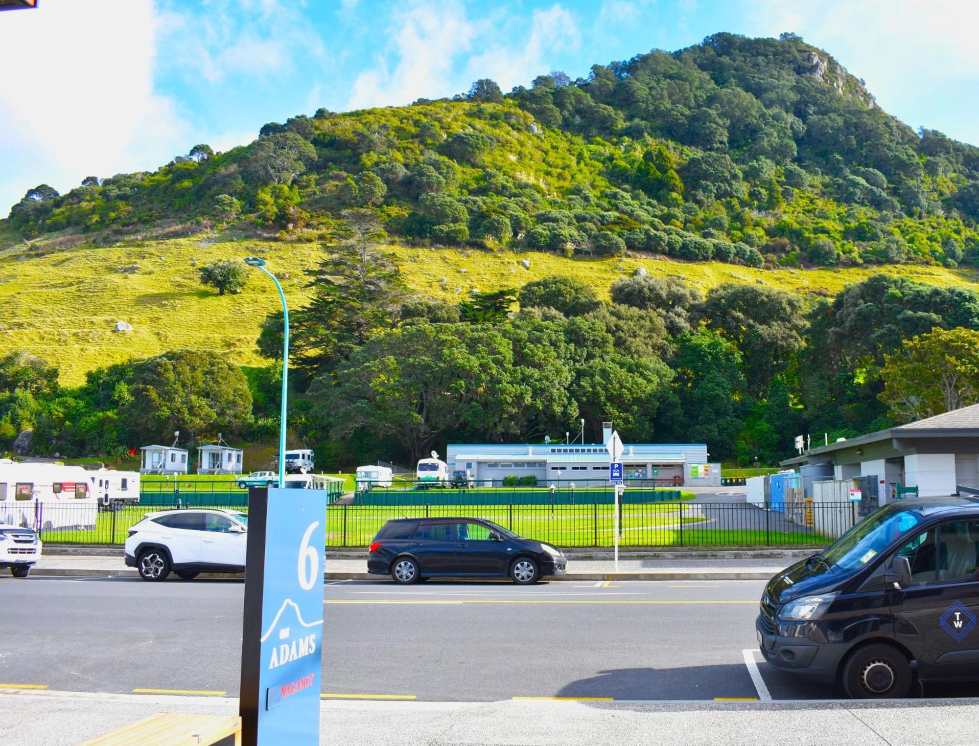 6 On Adams Aparthotel Mount Maunganui Ngoại thất bức ảnh