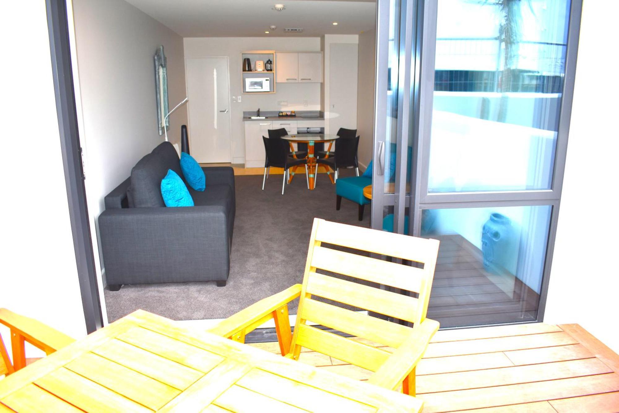 6 On Adams Aparthotel Mount Maunganui Ngoại thất bức ảnh